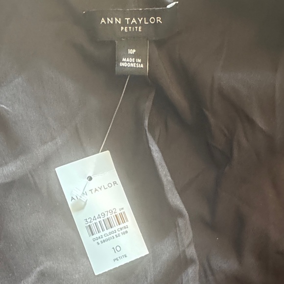 Women's Ann Taylor NWT Black and White Houndstooth Blazer Size 10P - Picture 11 of 12